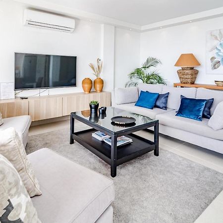 Cp - Modern Beachside Apartment In Estepona Eksteriør billede