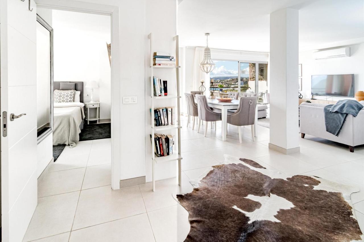 Cp - Modern Beachside Apartment In Estepona Eksteriør billede