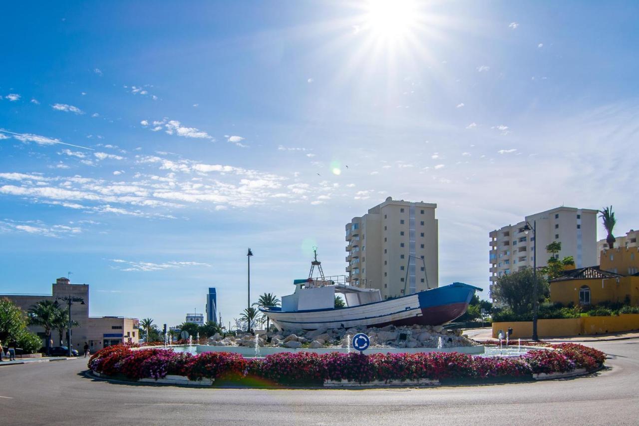 Cp - Modern Beachside Apartment In Estepona Eksteriør billede