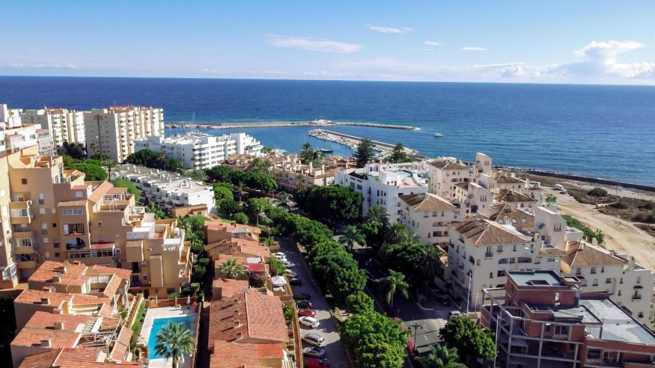 Cp - Modern Beachside Apartment In Estepona Eksteriør billede